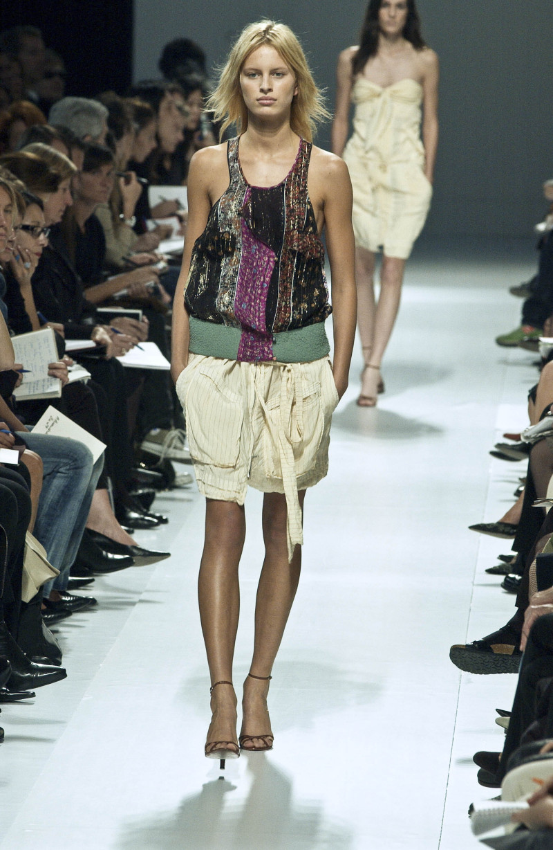 Karolina Kurkova featured in  the Balenciaga fashion show for Spring/Summer 2002