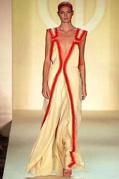 Bill Blass fashion show for Spring/Summer 2003