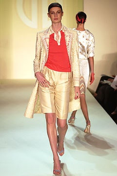 Bill Blass fashion show for Spring/Summer 2003