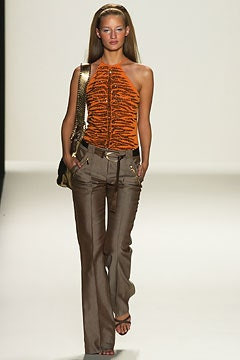 Carolina Herrera fashion show for Spring/Summer 2003