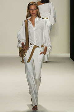 Carolina Herrera fashion show for Spring/Summer 2003