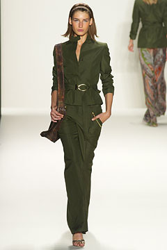 Carolina Herrera fashion show for Spring/Summer 2003
