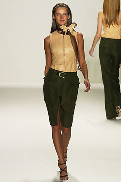 Carolina Herrera fashion show for Spring/Summer 2003