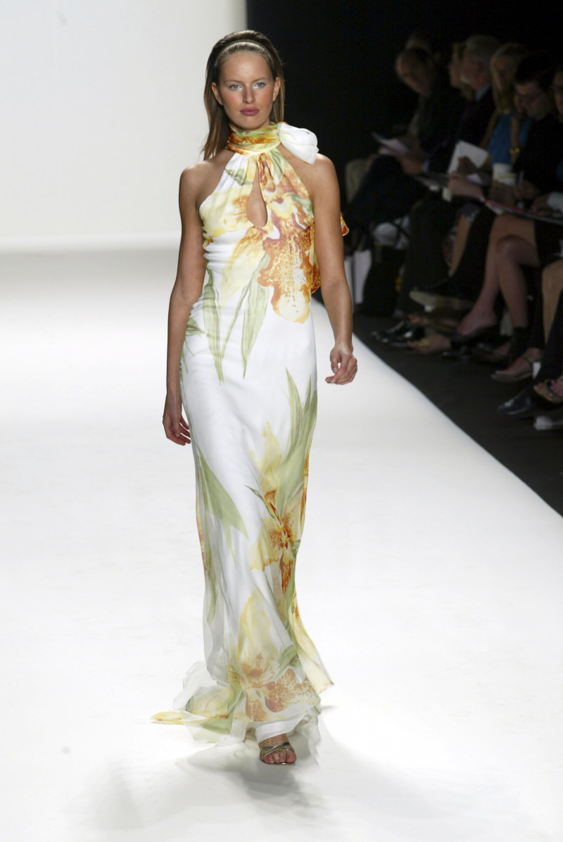 Karolina Kurkova featured in  the Carolina Herrera fashion show for Spring/Summer 2003