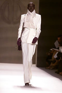 Bill Blass fashion show for Autumn/Winter 2002