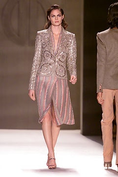 Bill Blass fashion show for Autumn/Winter 2002