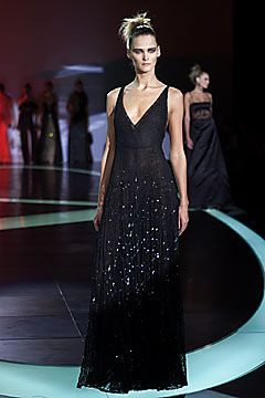 Valentino fashion show for Autumn/Winter 2001