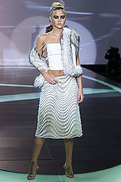 Valentino fashion show for Autumn/Winter 2001