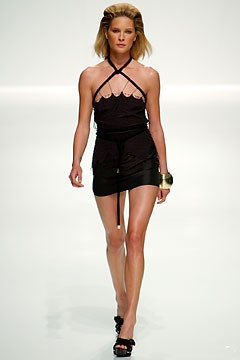 Givenchy fashion show for Spring/Summer 2003