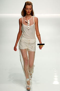 Givenchy fashion show for Spring/Summer 2003