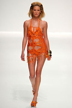 Givenchy fashion show for Spring/Summer 2003