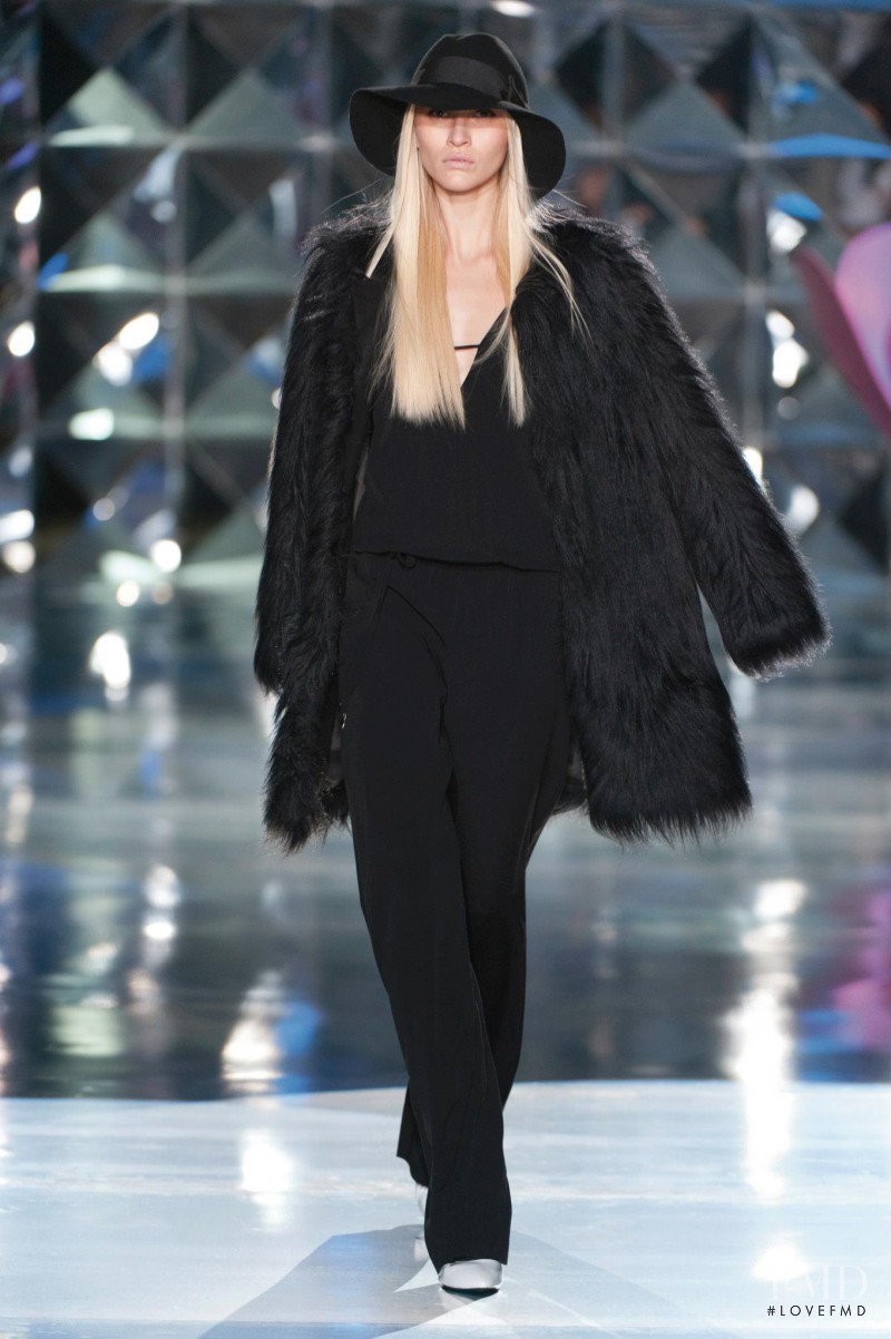 Patrizia Pepe fashion show for Autumn/Winter 2012