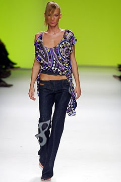 Pucci fashion show for Spring/Summer 2003