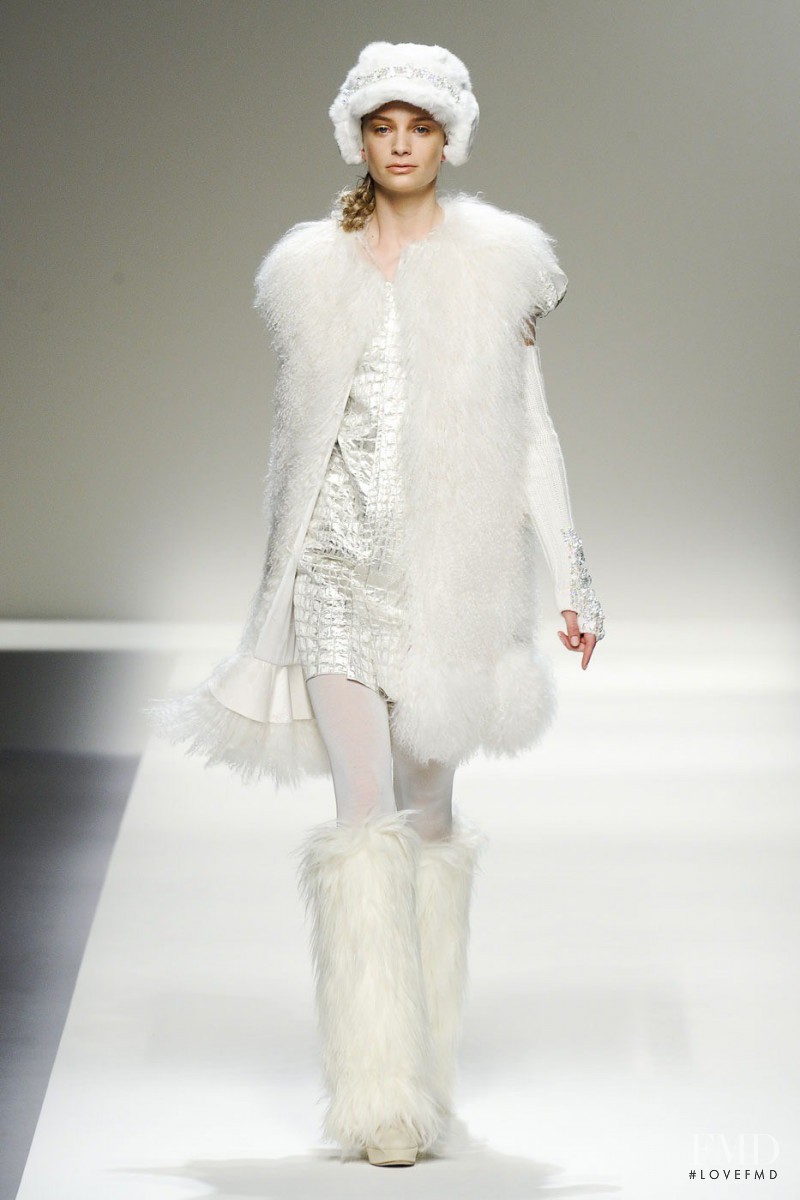 be Blumarine fashion show for Autumn/Winter 2012