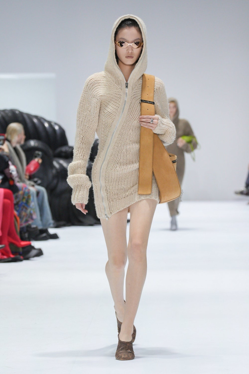 Acne Studios fashion show for Autumn/Winter 2024