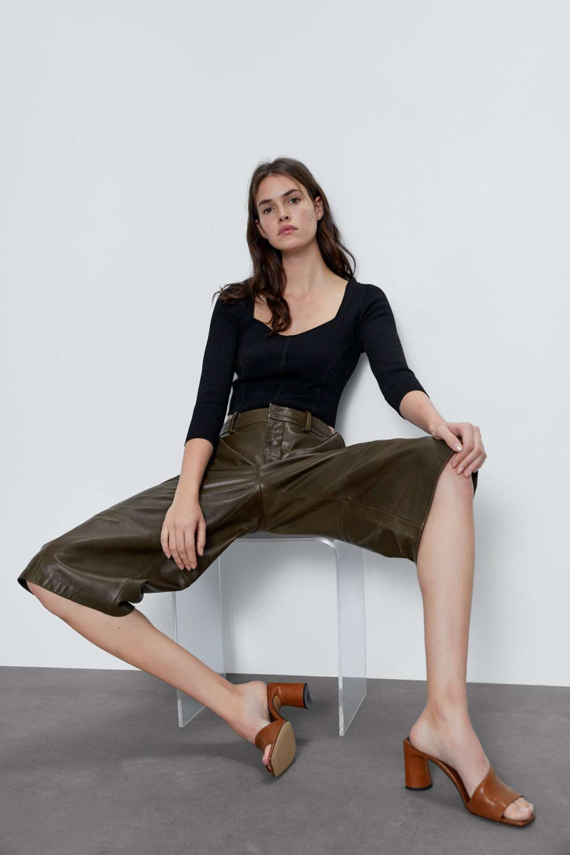 Vanessa Moody featured in  the Zara lookbook for Pre-Fall 2020