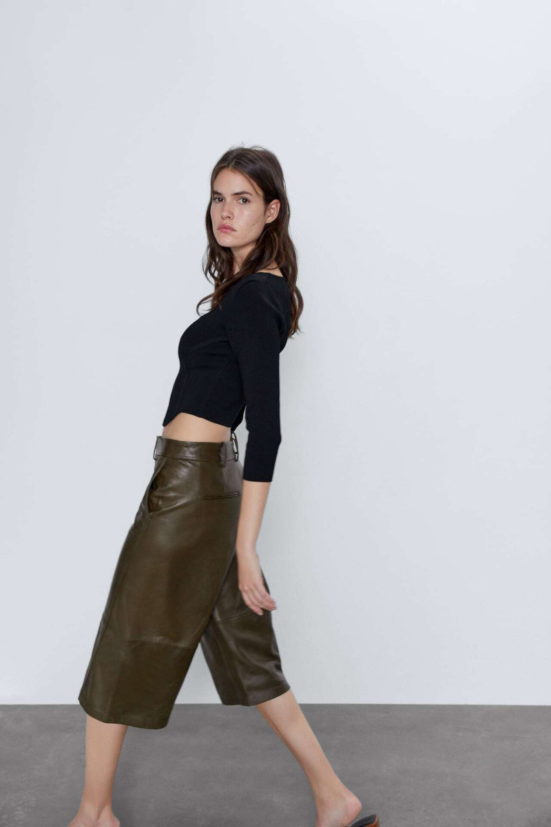 Vanessa Moody featured in  the Zara lookbook for Pre-Fall 2020