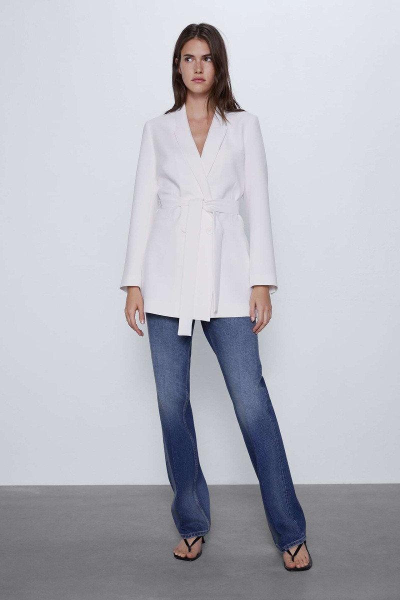 Vanessa Moody featured in  the Zara lookbook for Pre-Fall 2020