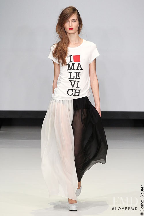 Dasha Gauser fashion show for Spring/Summer 2012