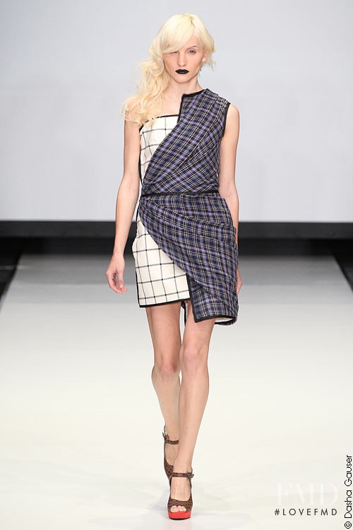 Dasha Gauser fashion show for Spring/Summer 2012