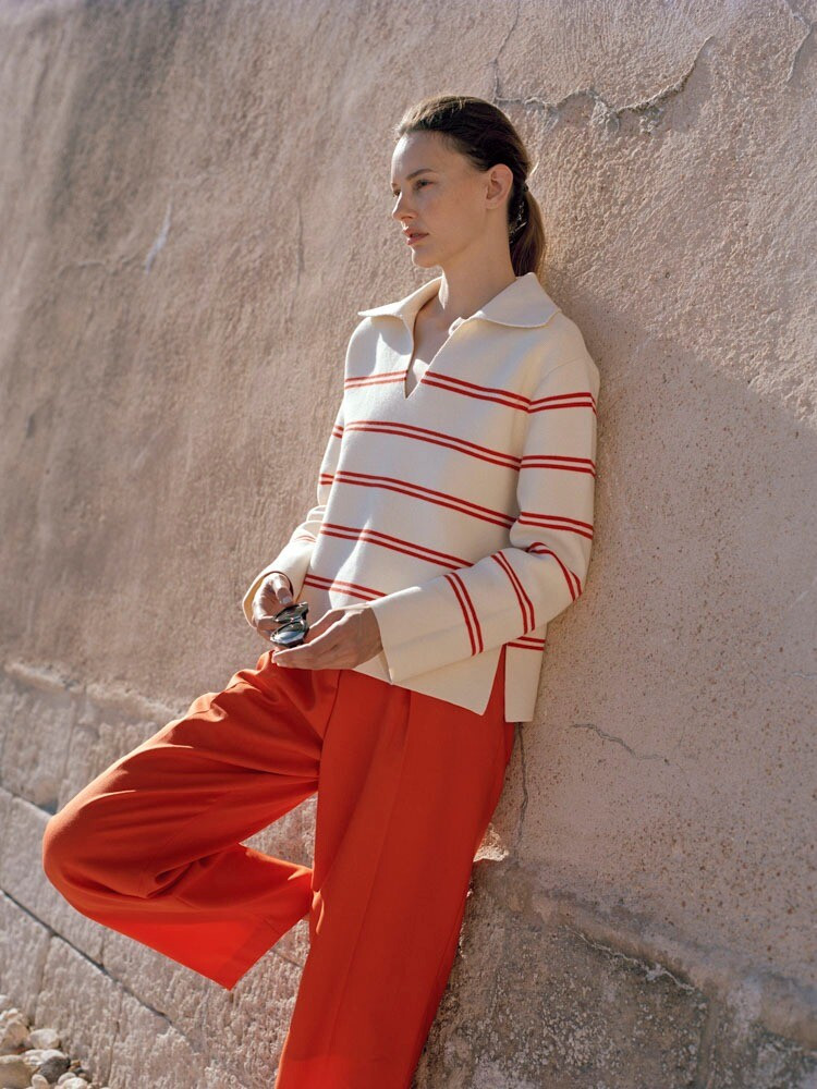 Amanda Murphy featured in  the Arket advertisement for Spring/Summer 2022