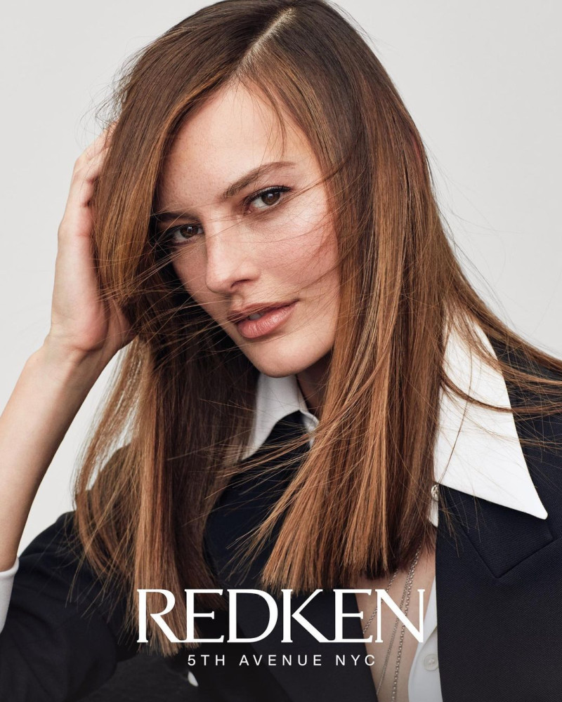 Amanda Murphy featured in  the Redken advertisement for Spring/Summer 2021