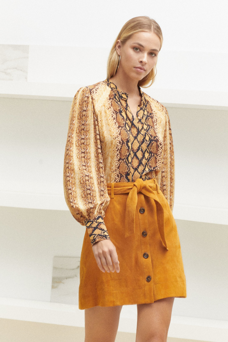 Caroline Kelley featured in  the Joie lookbook for Spring/Summer 2019