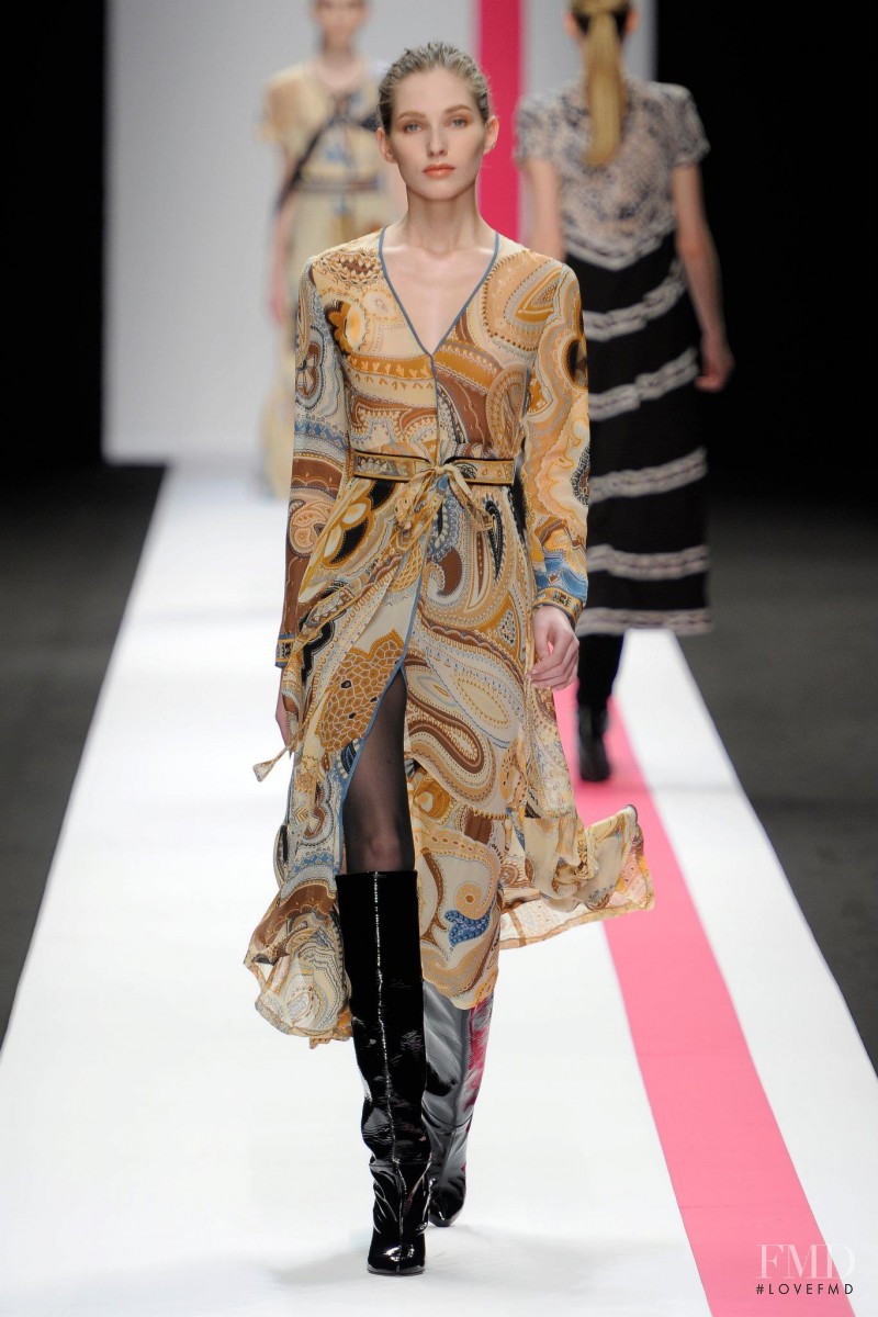 Leonard fashion show for Autumn/Winter 2011