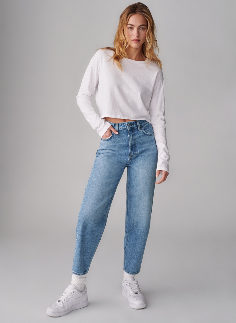 Caroline Kelley featured in  the Aritzia catalogue for Spring/Summer 2021