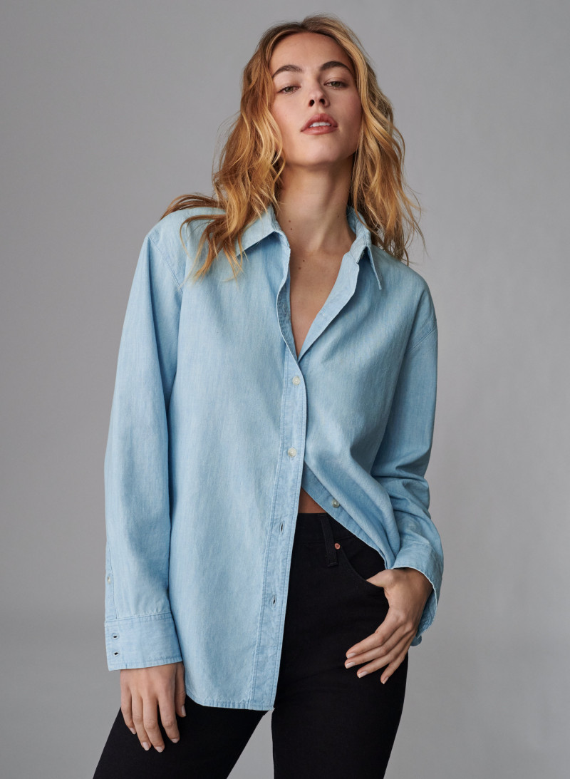 Caroline Kelley featured in  the Aritzia catalogue for Spring/Summer 2021