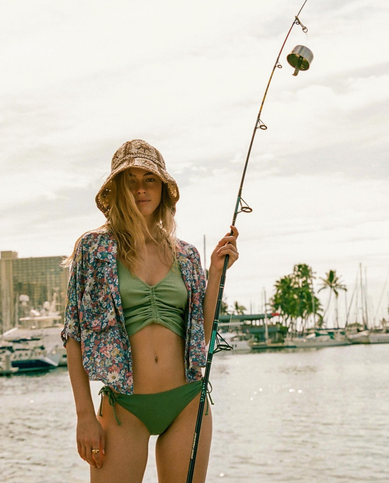 Caroline Kelley featured in  the O\'Neill lookbook for Spring/Summer 2022