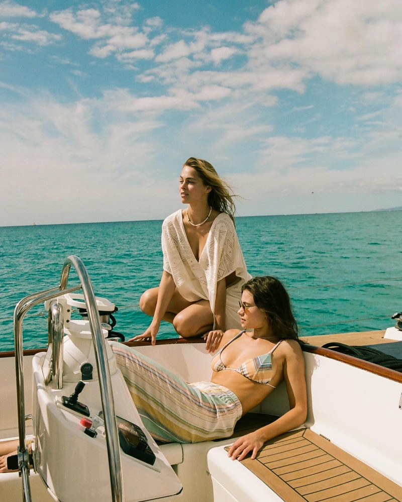 Caroline Kelley featured in  the O\'Neill lookbook for Spring/Summer 2022