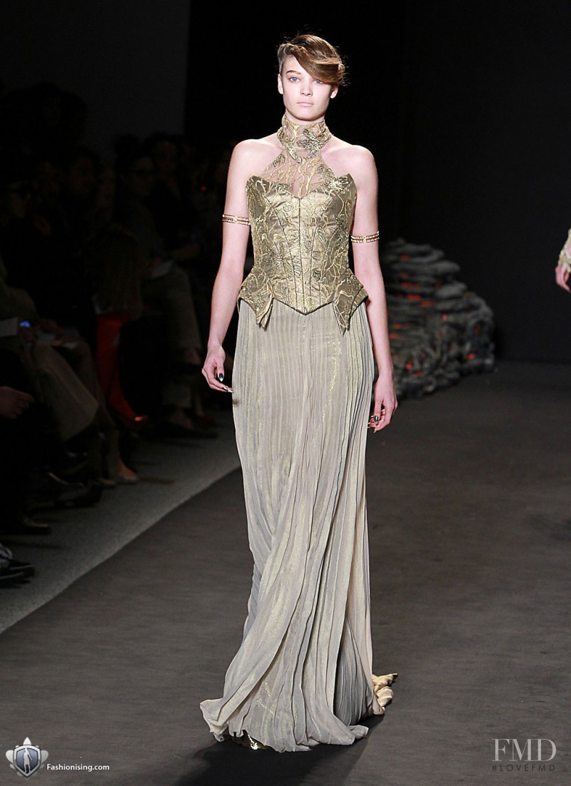 Diana Moldovan featured in  the Jen Kao fashion show for Autumn/Winter 2011