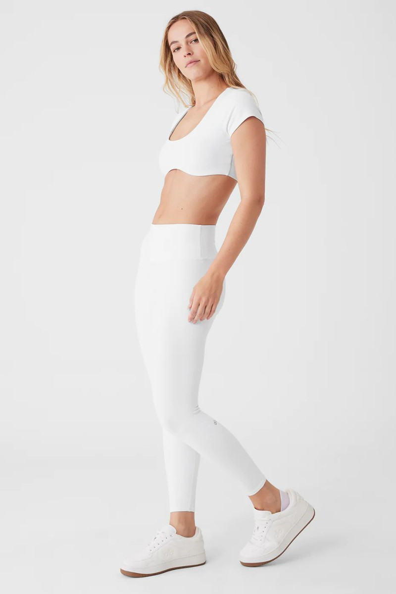 Caroline Kelley featured in  the Alo Yoga catalogue for Autumn/Winter 2023