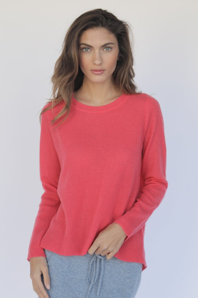 Kyla Grandy featured in  the Oats Cashmere catalogue for Spring/Summer 2019