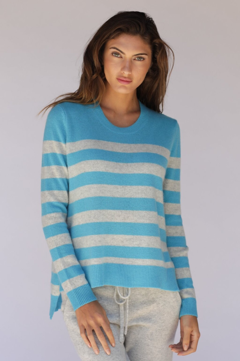 Kyla Grandy featured in  the Oats Cashmere catalogue for Spring/Summer 2019