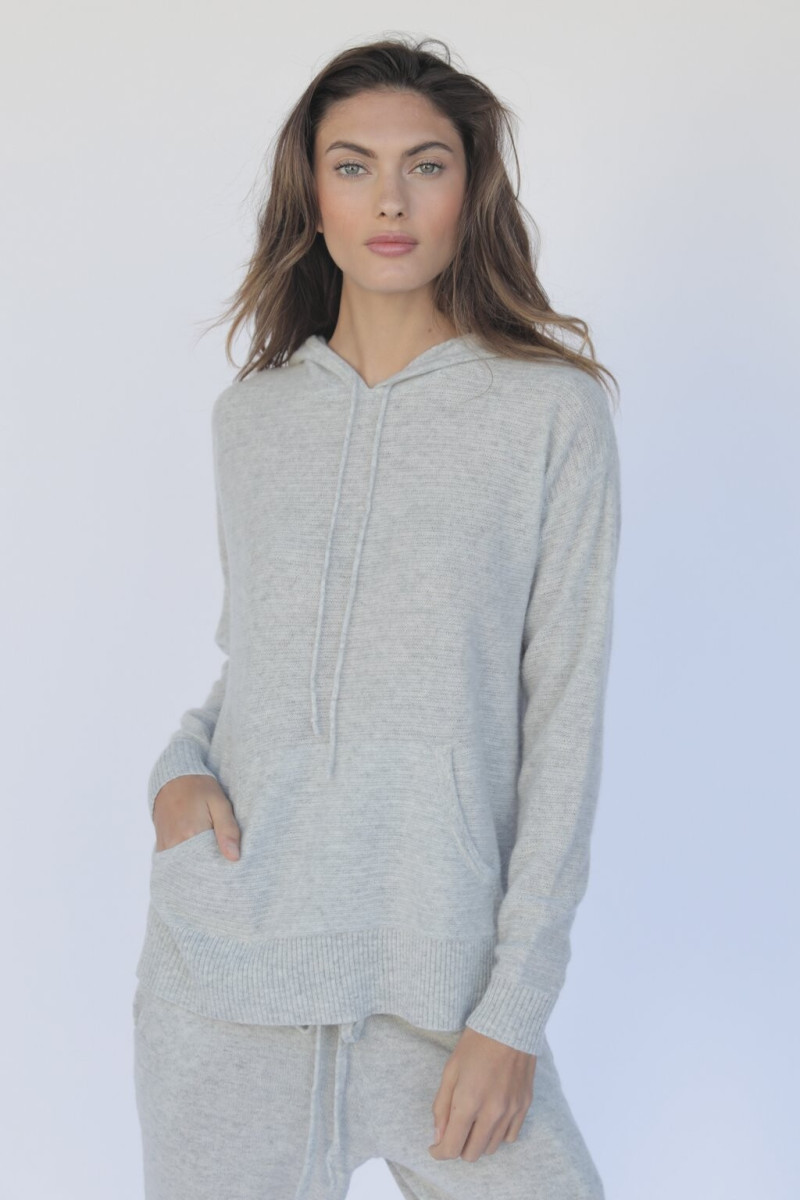 Kyla Grandy featured in  the Oats Cashmere catalogue for Spring/Summer 2019