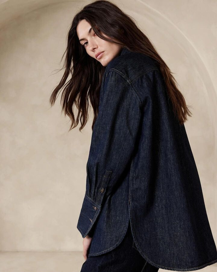 Kyla Grandy featured in  the Banana Republic lookbook for Spring/Summer 2024