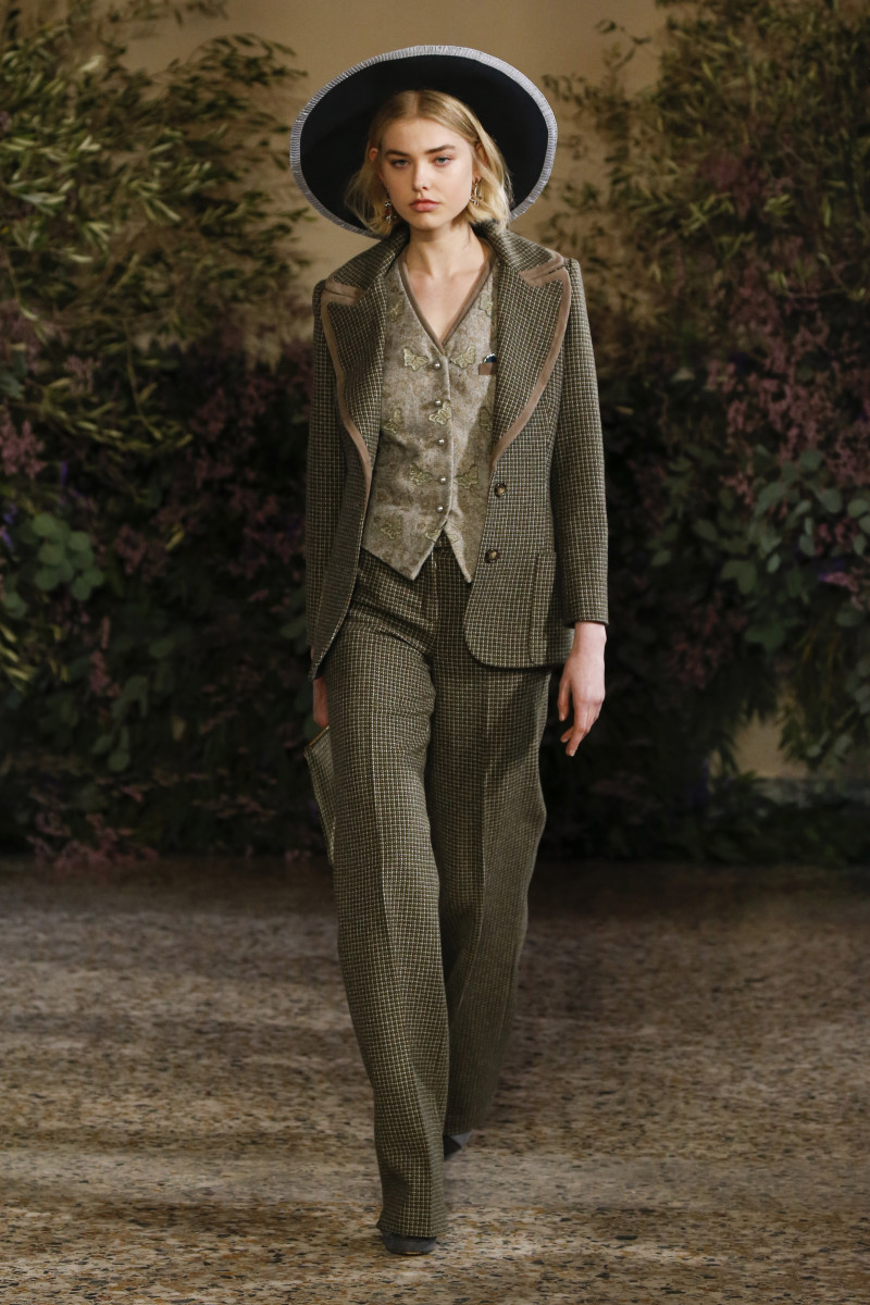 Luisa Beccaria fashion show for Autumn/Winter 2018