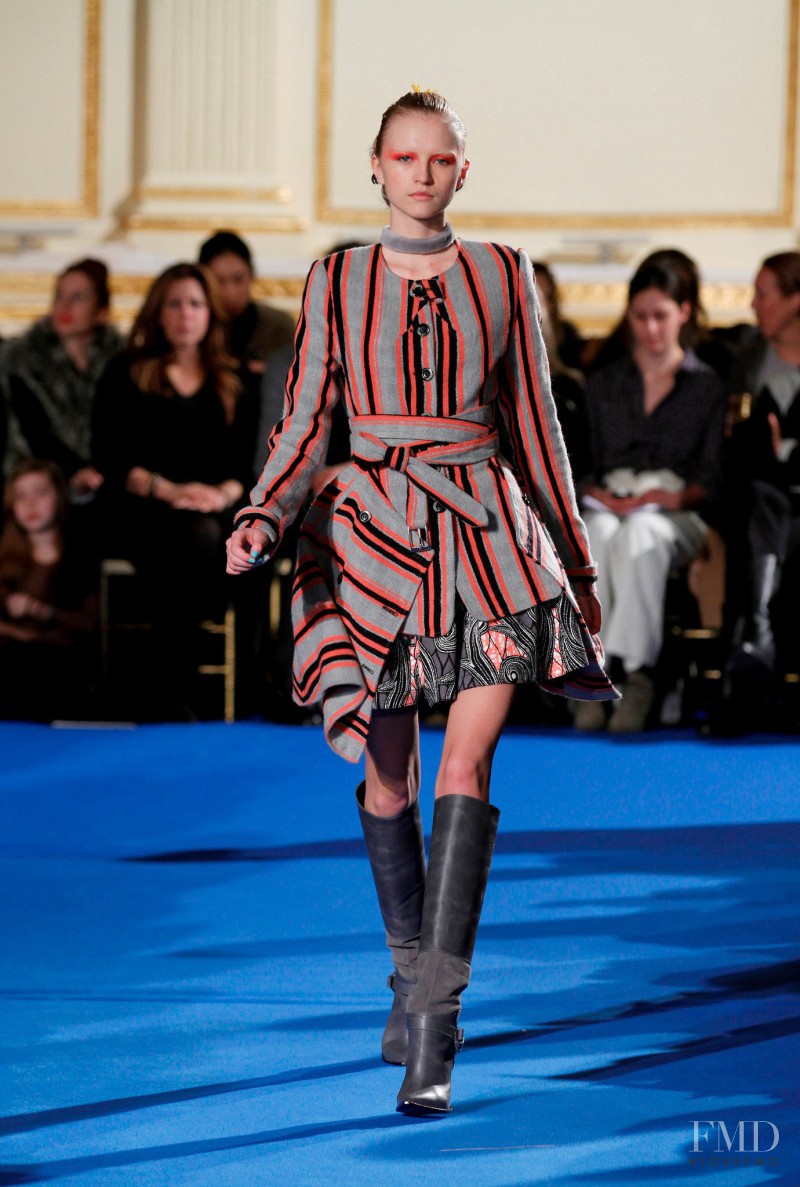 Anabela Belikova featured in  the Thakoon fashion show for Autumn/Winter 2011