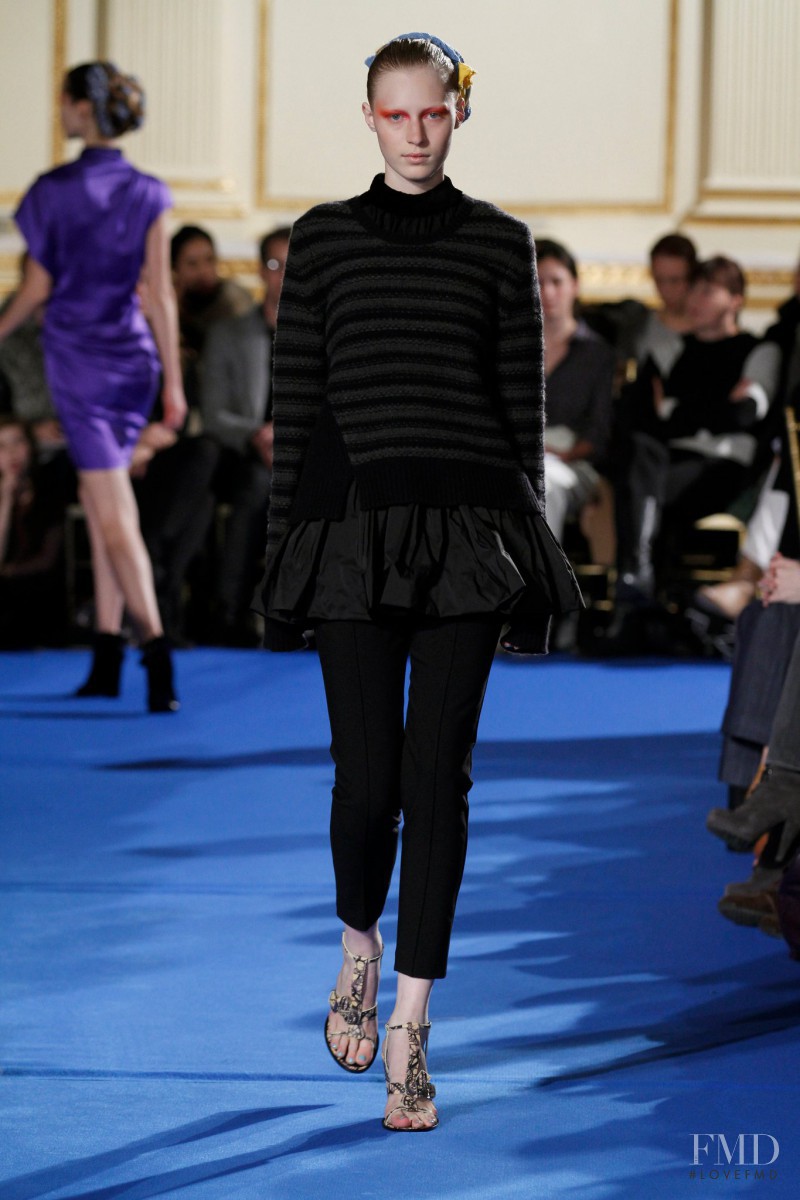 Julia Nobis featured in  the Thakoon fashion show for Autumn/Winter 2011