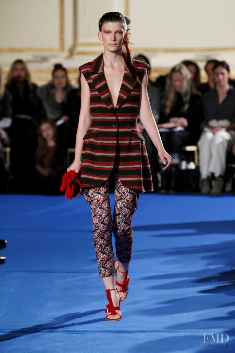 Valerija Kelava featured in  the Thakoon fashion show for Autumn/Winter 2011