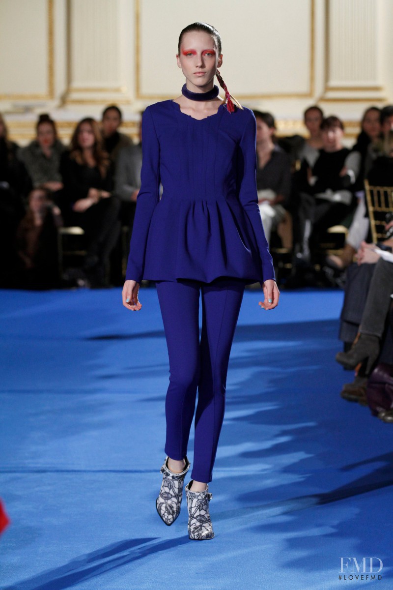 Iris Egbers featured in  the Thakoon fashion show for Autumn/Winter 2011