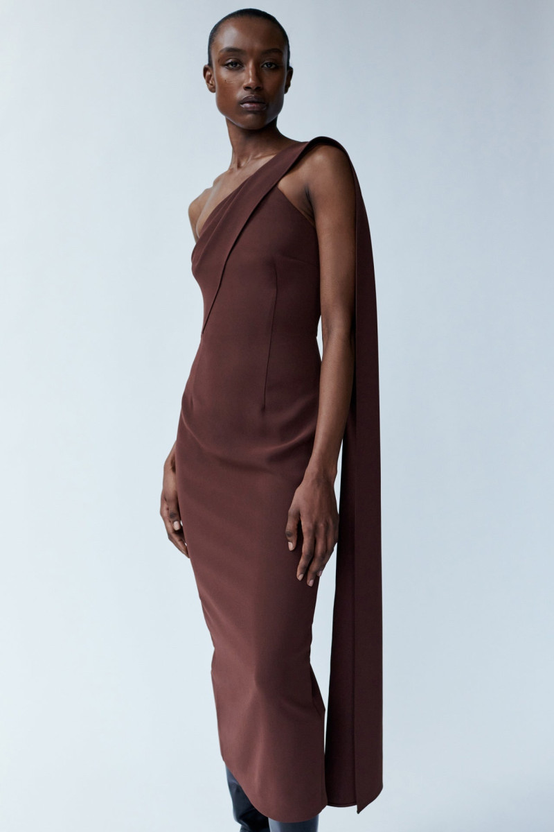 Roland Mouret lookbook for Pre-Fall 2024