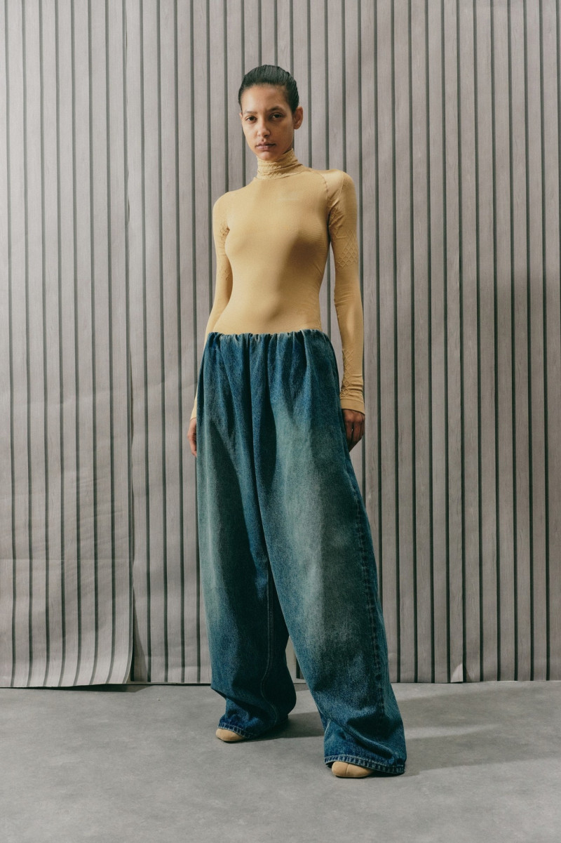 MM6 Maison Martin Margiela lookbook for Pre-Fall 2024