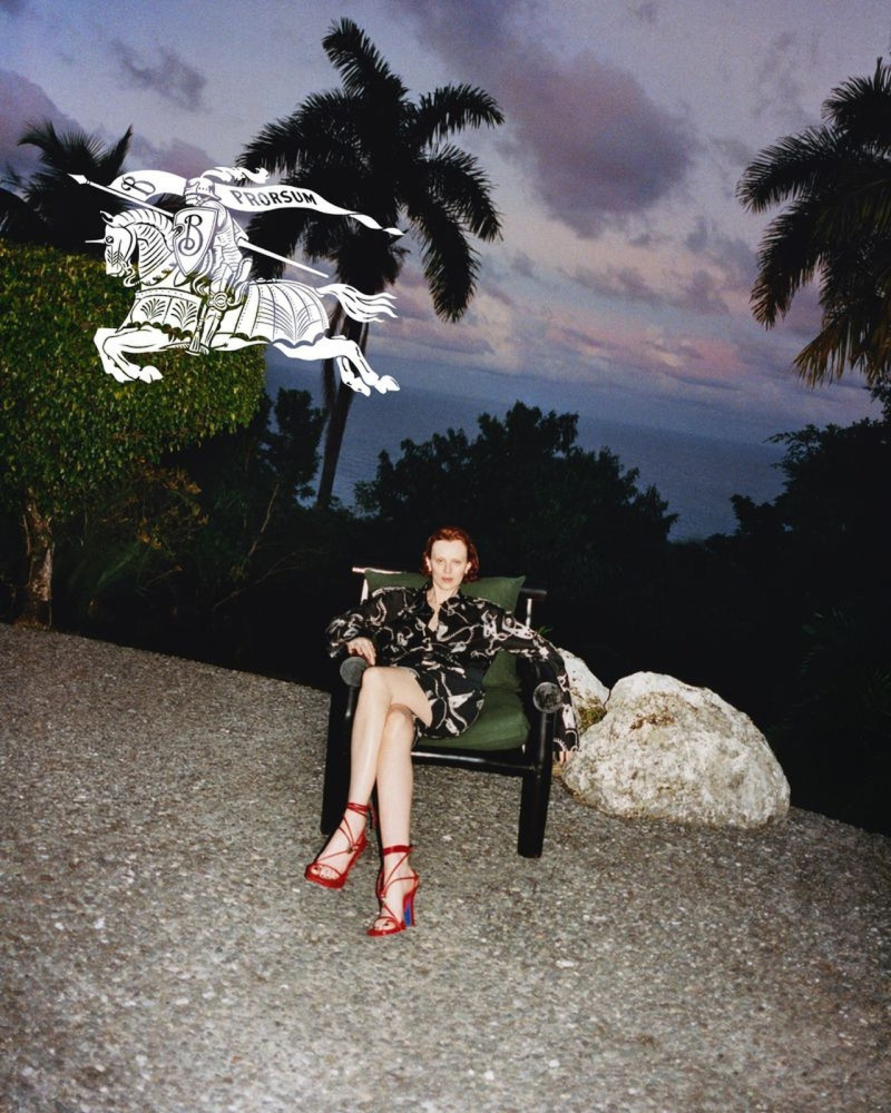 Karen Elson featured in  the Burberry advertisement for Spring/Summer 2024