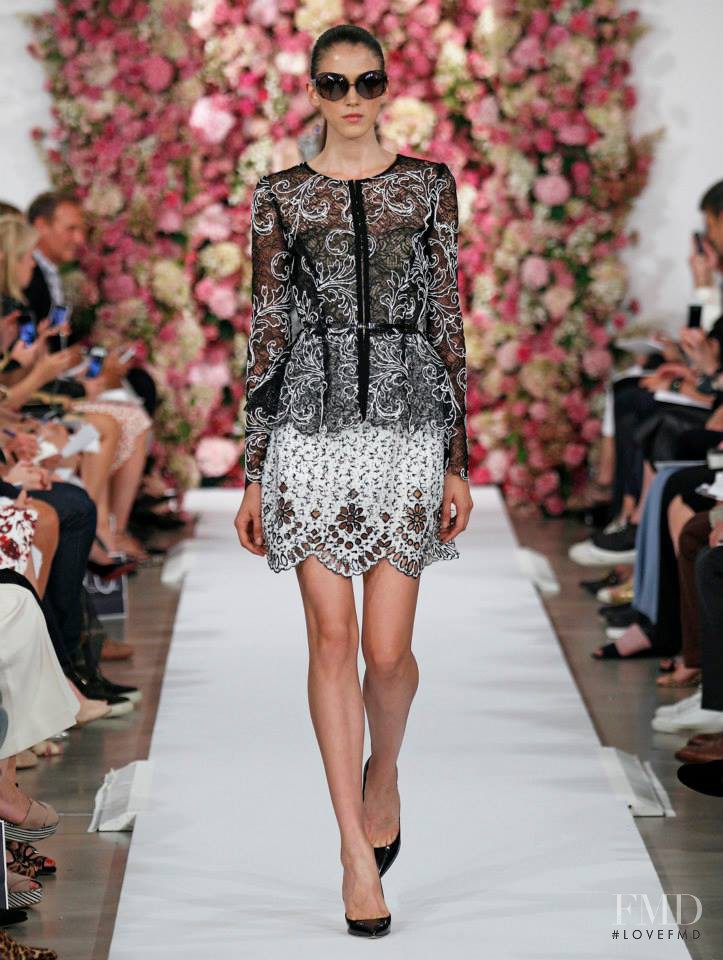 Ana Buljevic featured in  the Oscar de la Renta fashion show for Spring/Summer 2015