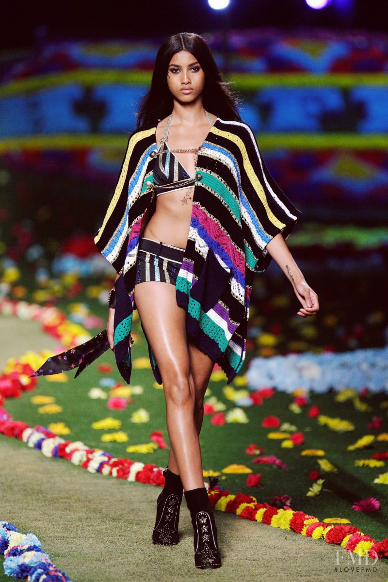 Imaan Hammam featured in  the Tommy Hilfiger fashion show for Spring/Summer 2015