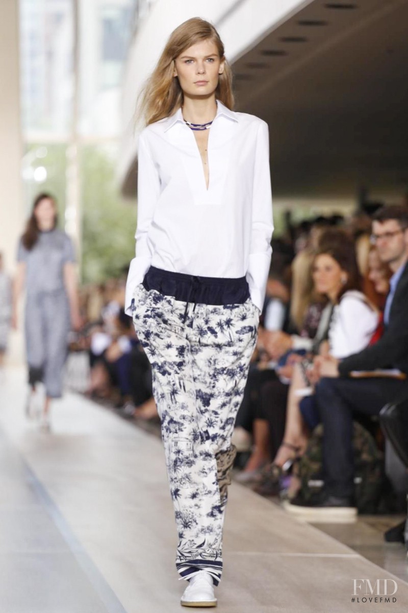 Alexandra Elizabeth Ljadov featured in  the Tory Burch fashion show for Spring/Summer 2015