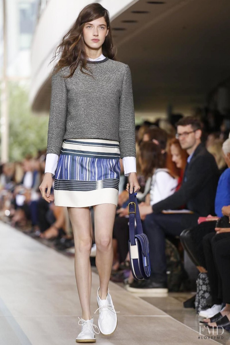 Josephine van Delden featured in  the Tory Burch fashion show for Spring/Summer 2015